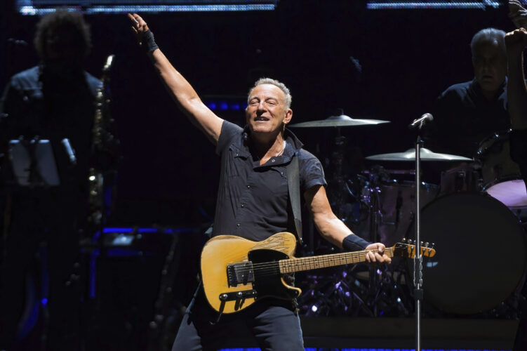 Bruce Springsteen Postpones Tour Dates